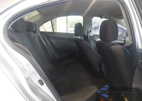 2015 Mitsubishi Lancer Es z USA, uszkodzony, nr VIN JA32U2FU9FU004812